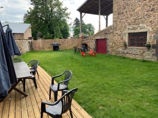 Grande maison rénovée avec jardin, proche de la basilique de Brioude, idéale pour randonnées et sports nautiques - FR-1-582-55 - - 8