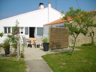 Gîte accessible PMR avec jardin clos, terrasses et proche Vélo Rail à Commequiers - FR-1-426-465 - Commequiers - 0