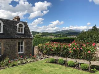 Leven House Bed and Breakfast - 9