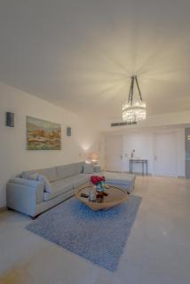 Heated Jacuzzi 2BR Apartment on Yacht view - Hurghada - 3
