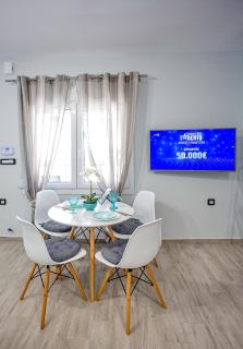Happy mini suites - Néa Péramos - 2