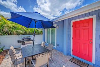 Salt Air East by Beach Retreats - Holmes Beach - 3