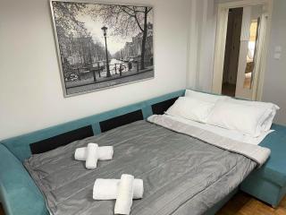 Liby's Luxury Apartmemt - Kavala - 5