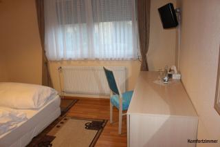 Legend Hotel - Biebesheim - 9