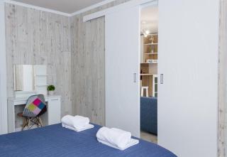 Sunny Blue One-Bedroom Flat with Balcony by Flat Mаnager - 2