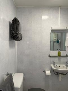 Cherwood Guest House - 4