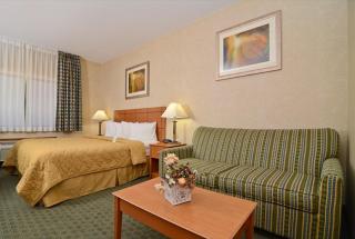 Quality Inn at Collins Road - Cedar Rapids - 8