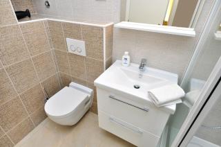 Adriatic Queen Rooms & Apartments - 4