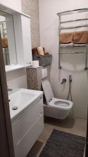 "У нас світло є завжди" Апартаменти поруч із Софіївським парком Dolce Vita , - 2