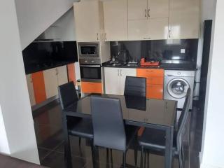 Mar House Apartments - 2