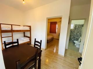 Holiday Cabins Vlore - Vlorë - 1
