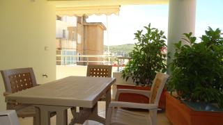Cozy Central Apartment - Ksamil - 3