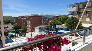 Cozy Central Apartment - Ksamil - 9