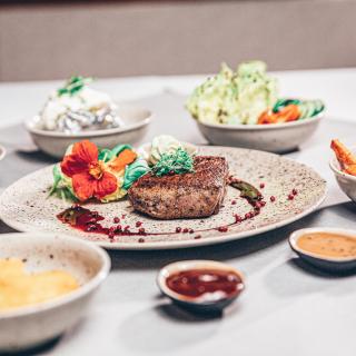 Hotel Bayrischer Hof - 2