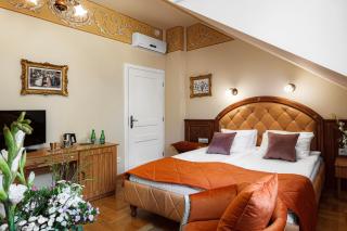 Dwór Prezydencki Boutique Hotel & SPA - Tarnów - 3