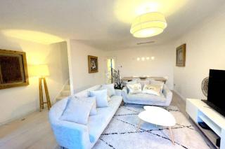 3 bed modern design house near beach and Arundel - Ford - 0