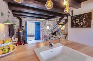 Luxury LeNi Guest House - Murter - 8