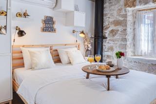 Luxury LeNi Guest House - Murter - 3