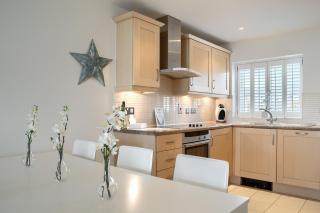 LUXURY BEACHFRONT OUTSTANDING 2 bedroom APARTMENT - Eastbourne - 7