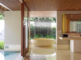 The Bale Nusa Dua by LifestyleRetreats - 2