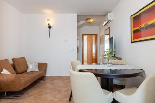 Apartments Bellistra Labin - 1
