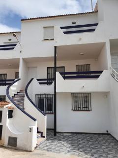 Primera línea de playa - terraza privada - parking - Ideal familias 6-7 pax o Parejas 2-4 pax - 2