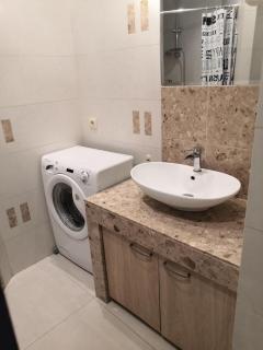 Golden Gate Apartment - 3