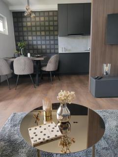 Avisi Home - 0