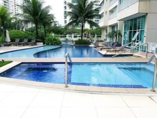 MELHOR Localização na Barra da Tijuca- Apartamento com Ar, wifi, microondas - Rio de Janeiro - 2