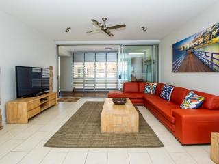 1 Bright Point Apartment 5301 - 3