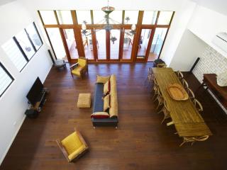 Beached on Magnetic - Picnic Bay - 1