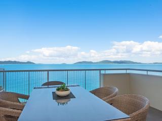 1 Bright Point Apartment 4501 - Nelly Bay - 6