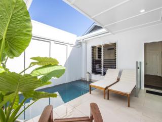 Reflections Turquoise Villa 4 - 8