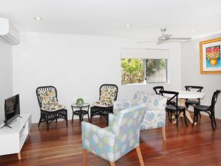 Arlington 1 Two Bedroom Unit close to the beach - Maroochydore - 9