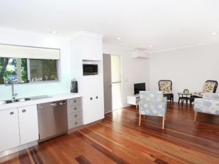 Arlington 1 Two Bedroom Unit close to the beach - Maroochydore - 8