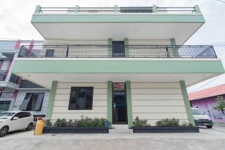 RedDoorz near Arka Sepinggan Airport Balikpapan - Balikpapan - 3