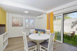Apartments Nika - Turanj - 5