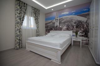 Villa Rita Apartments II - 3