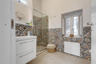 Vucciria Market Apartment with Balconies - Palermo - 6