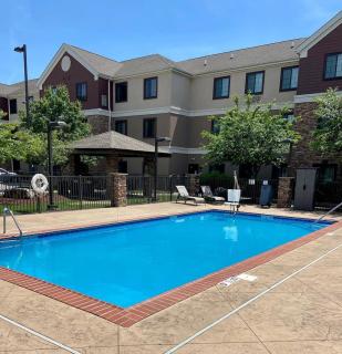 Staybridge Suites Bowling Green by IHG - Bowling Green - 0