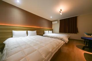 Gyeongju bulgooksa W Drive-in Motel - Gyeongju - 4