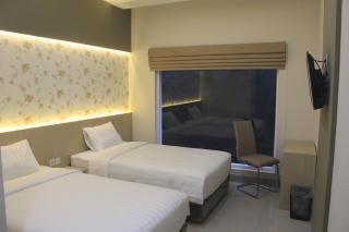 THE VILLA SOLO BARU - Grogol - 3