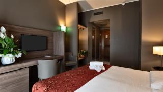 Hotel Sunflower - Milan - 2