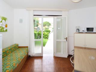 Apartment Villaggio Tivoli-2 by Interhome - Bibione - 8
