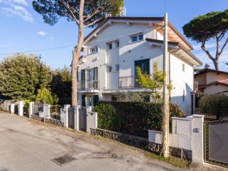Apartment Michelangelo II by Interhome - Marina di Pietrasanta - 8