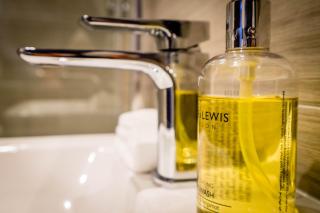 56 Cocoa Suites (parking included) - 1