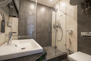 12th Floor Apartments - Odessa - 3
