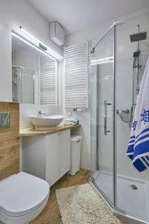 Kawalerka z miejscem parkingowym w hali garażowej - 6