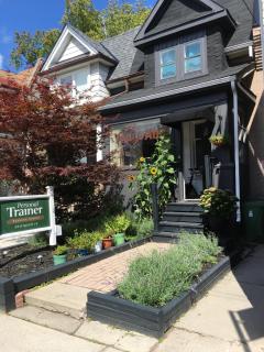 Love-nest With Private Hot Tub - Toronto - 4