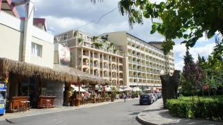 Menada Miramar Palace Apartments - Sunny Beach - 6